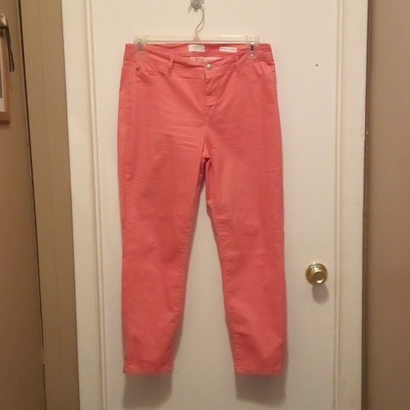Curve Appeal Pants - Curve Appeal Peachy Color Stretchy Minimalist Jegging Jeans - Size 12/31